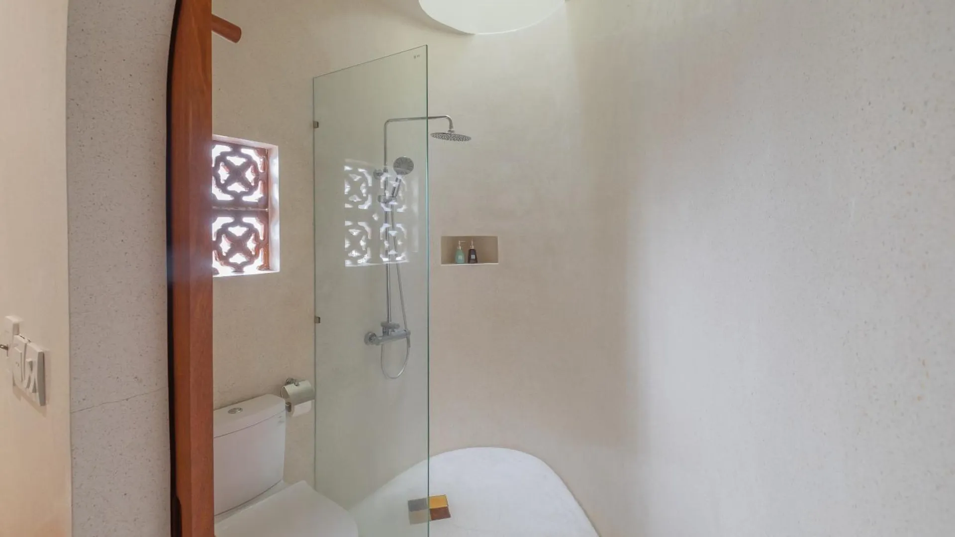 Nha Binh Homestay Da Nang 0*,